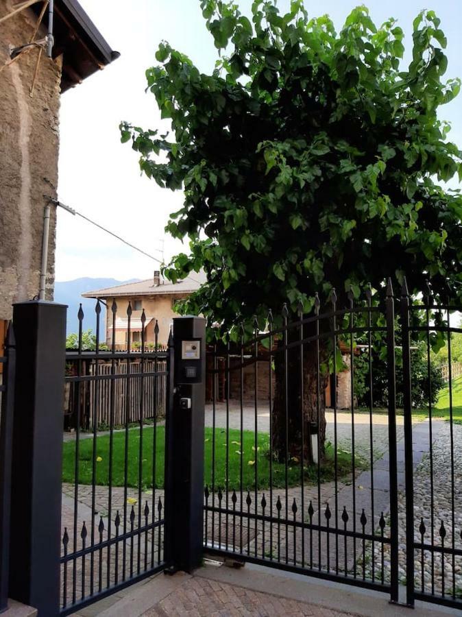 Appartamento Per Vacanze "Il Gelso" Роверето Экстерьер фото